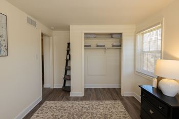 Bedroom with a ladder